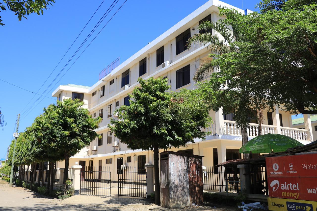 Dolphin Hotel Tanga Dış mekan fotoğraf